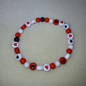 NWT Handcrafted Red & Black Hearts w/ Acrylic Beaded Valentine's Bracelet.